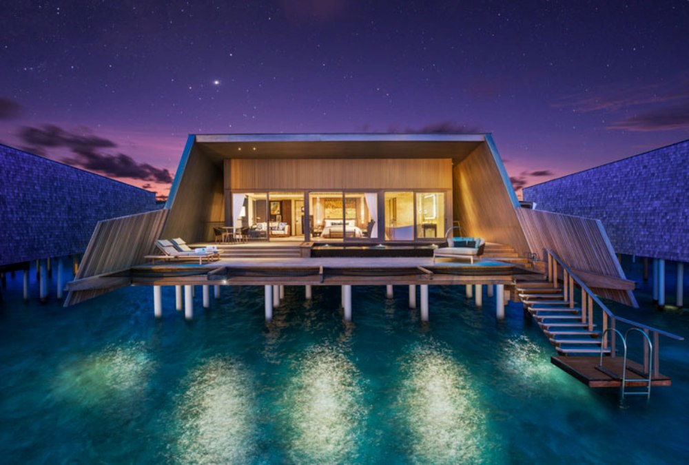 content/hotel/St Regis Maldiv Vommuli Resort/Accommodation/Overwater Villa with Pool/StRegis-Acc-OverwaterVillaPool-04.jpg